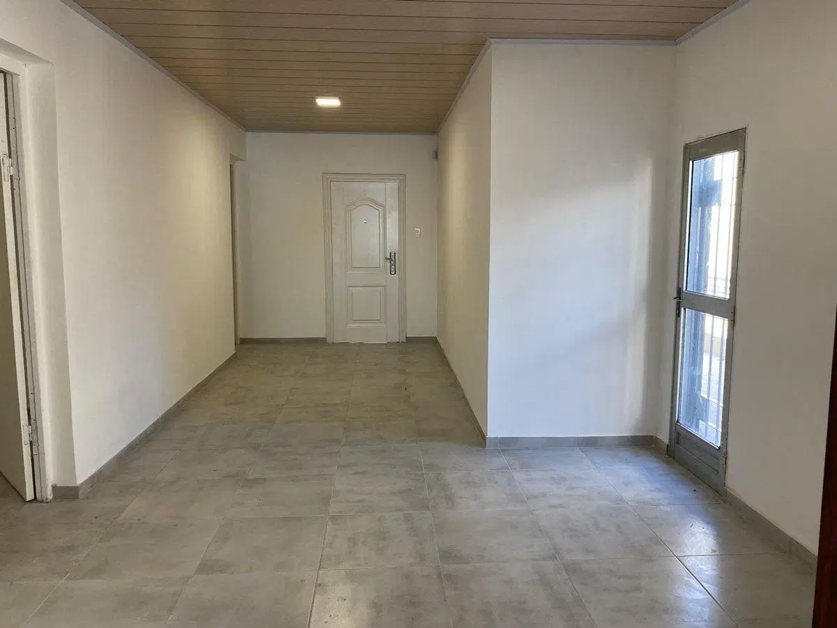 Alquiler casa tres dormitorios y cochera en Pando 2