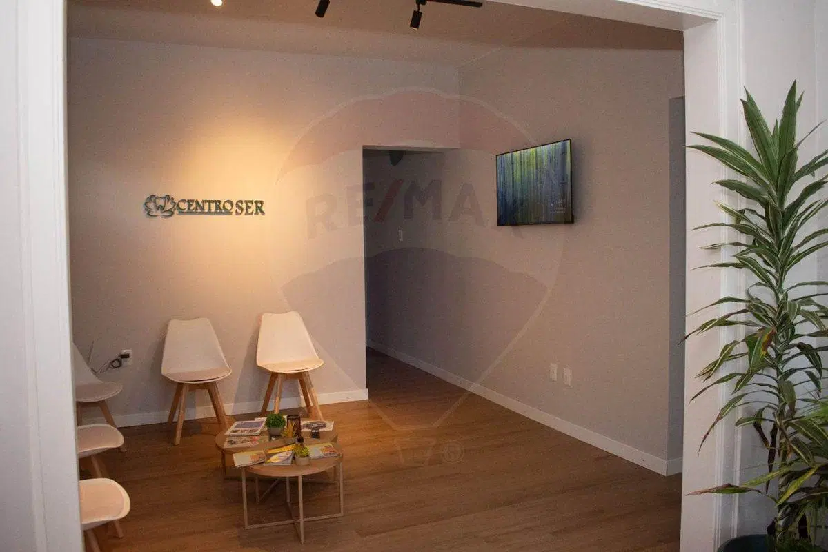 Alquiler de espacio consultorio/oficina en Pando 5