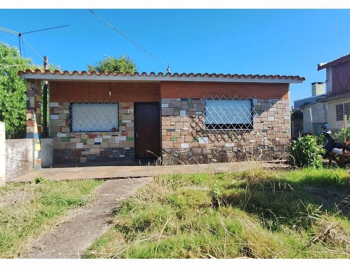 Venta de Casa con Terreno 2 Dormitorios en Pando. 4