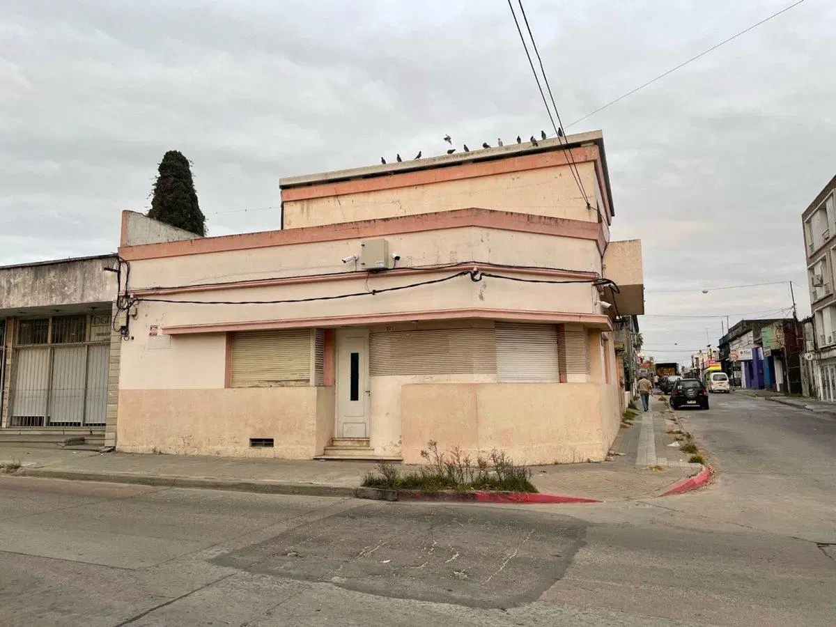 Venta gran casa en centro con excelente renta 1
