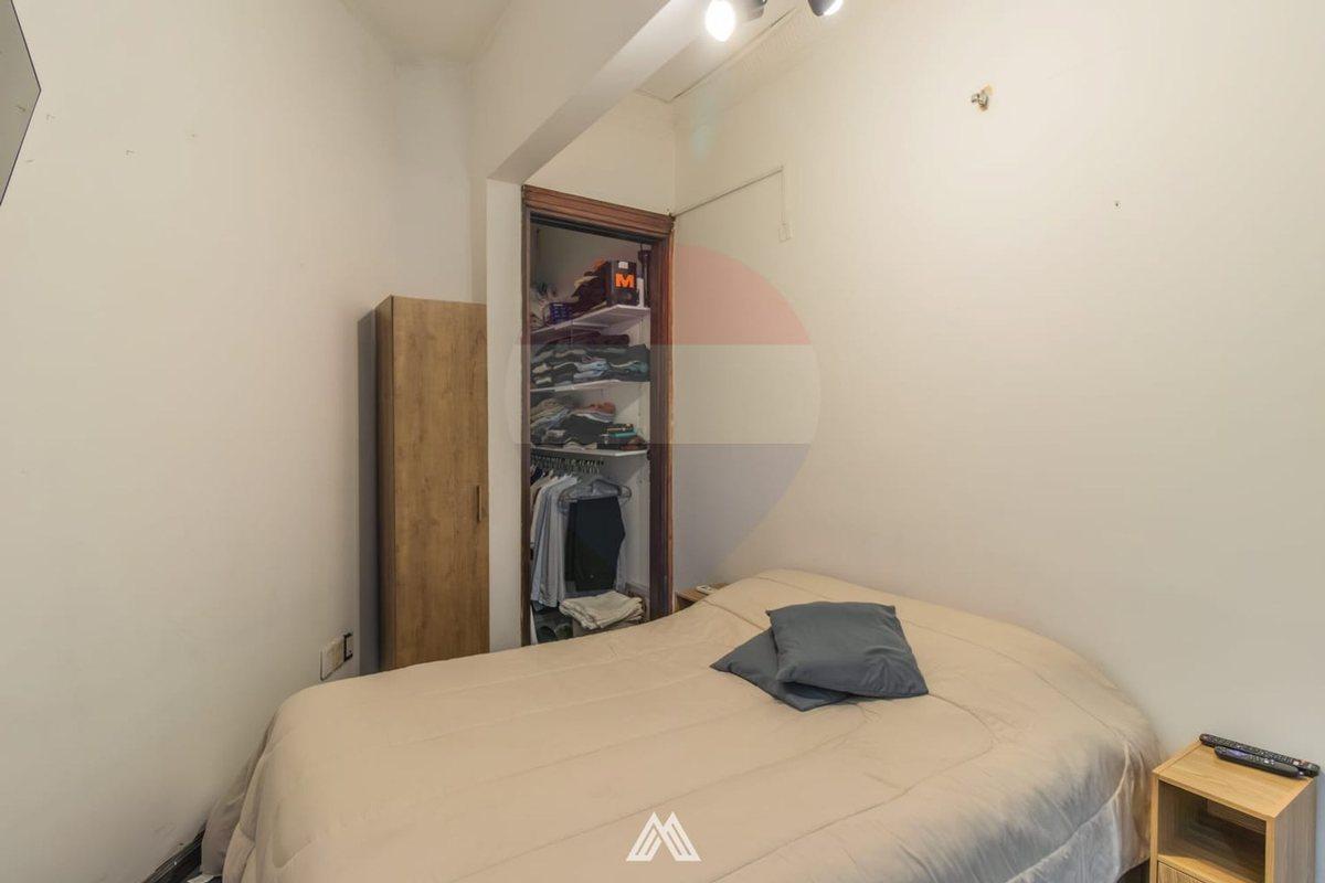 VENTA LOCAL COMERCIAL EN PUNTA CARRETAS CON RENTA