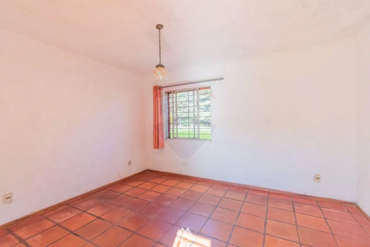 Venta de campo 3,5Ha. sobre Ruta 87 con dos casas. 3