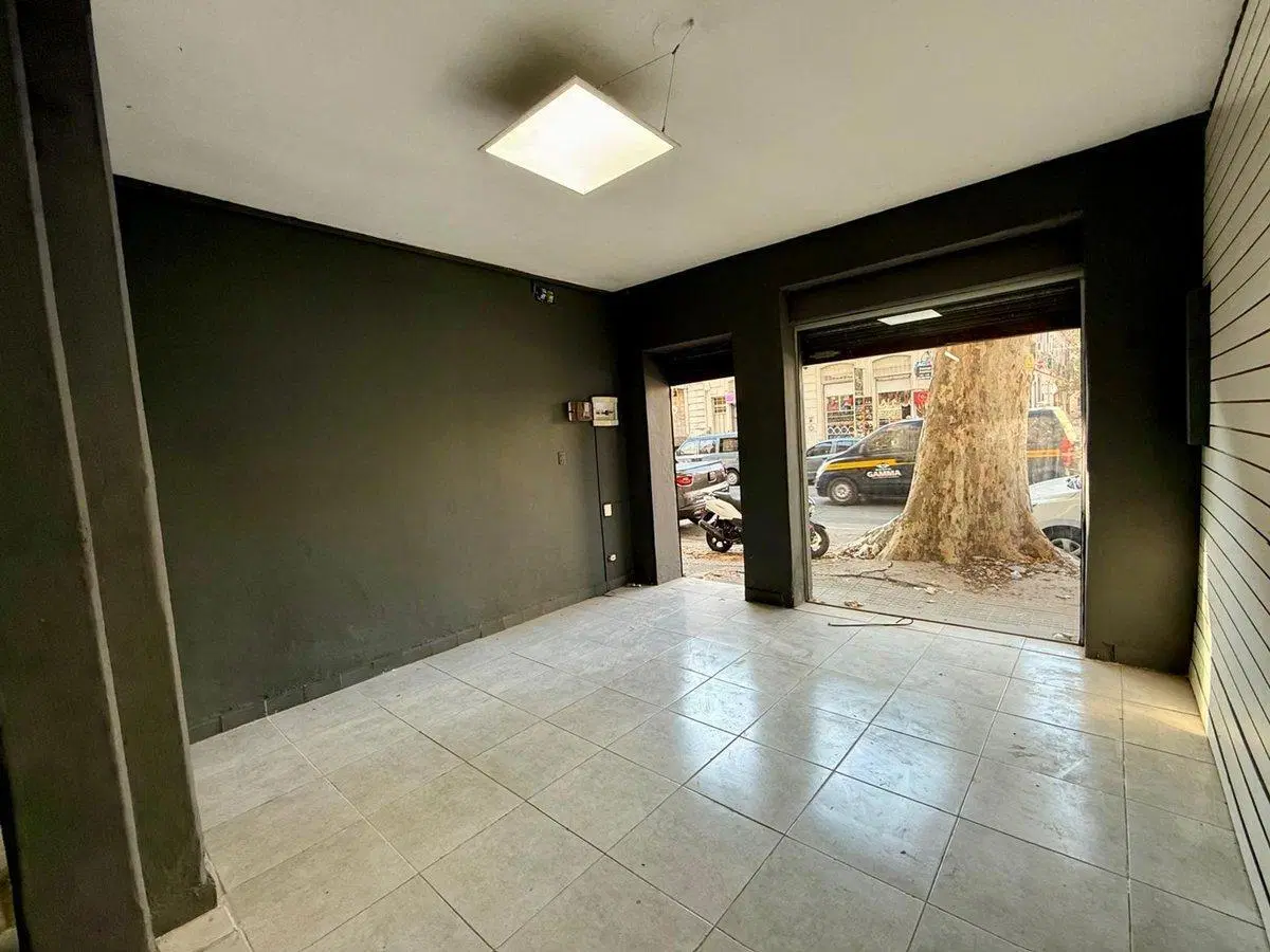 Venta local comercial Goes con renta 2