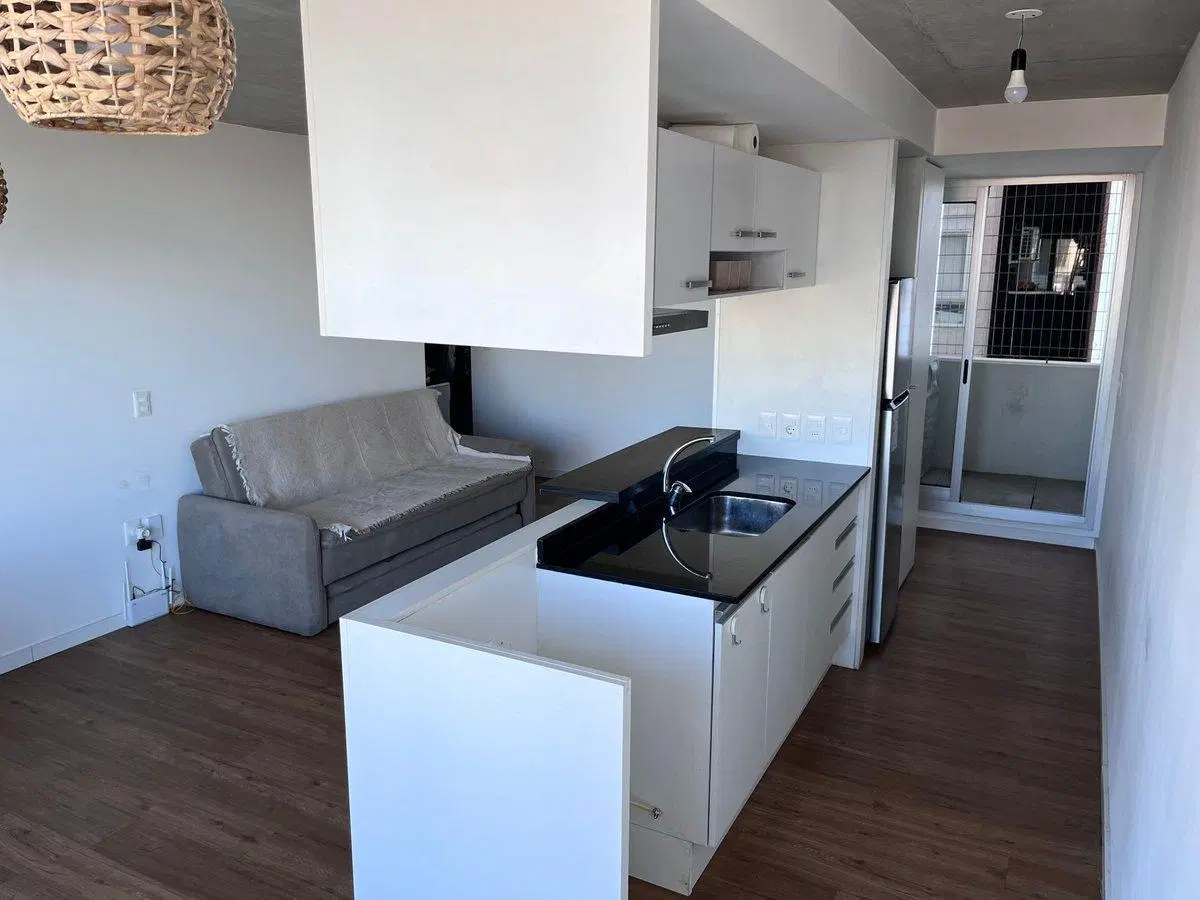 VENTA APARTAMENTO 2 DORM GARAGE CENTRO CON RENTA 4
