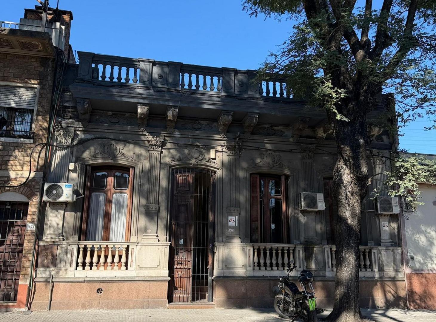 VENTA CASA, IDEAL EMPRESA o CONSTRUCCION, AGUADA
