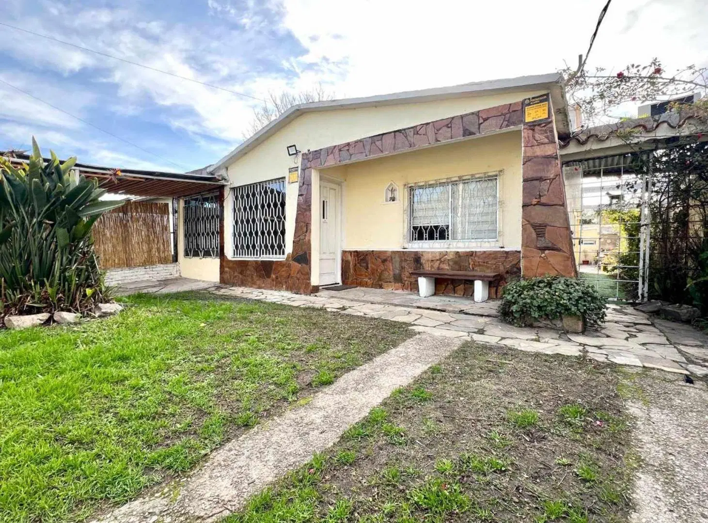 Venta casa en Salinas Sur + Apartamento 5