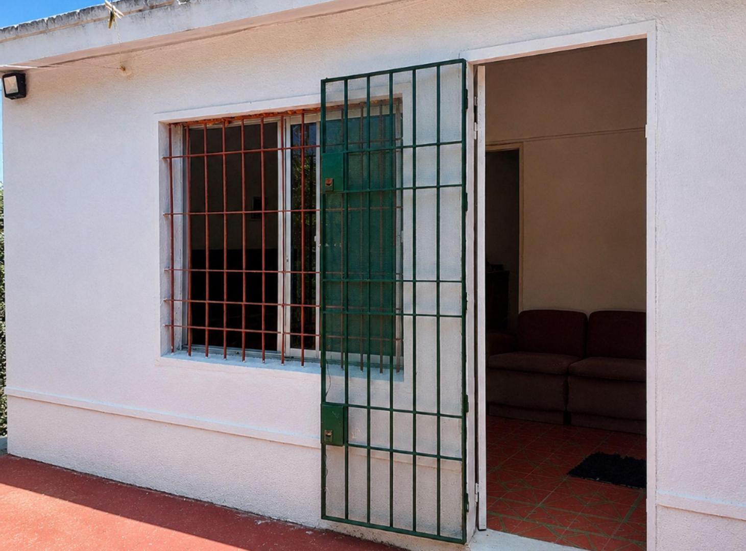 Venta Casa 2 dormitorios parrillero Las Piedras