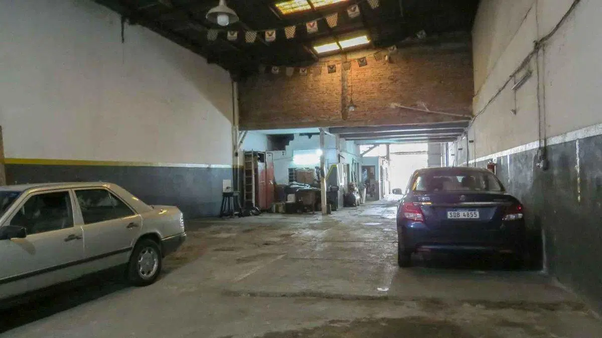 Alquiler depósito en La Blanqueada sobre avenida 4