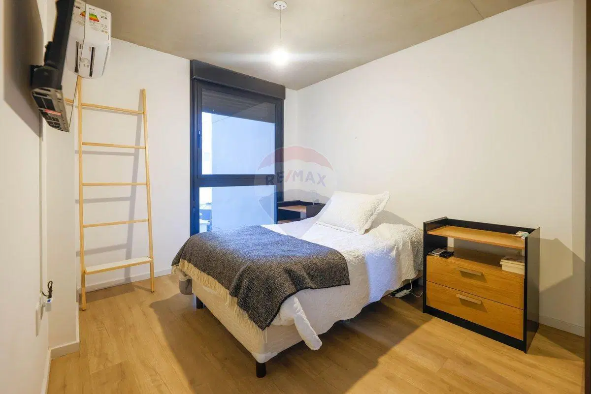 VENTA DEPARTAMENTO 2 DORM GARAGE AGUADA CON RENTA 5