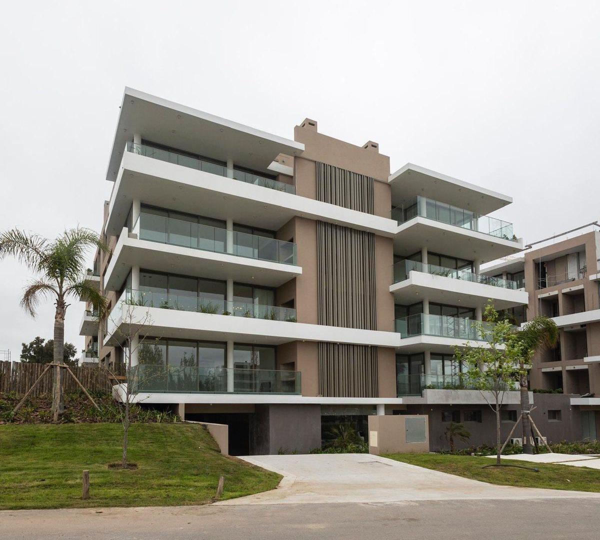 Vende apartamento en Alive Parques Carrasco 3 d