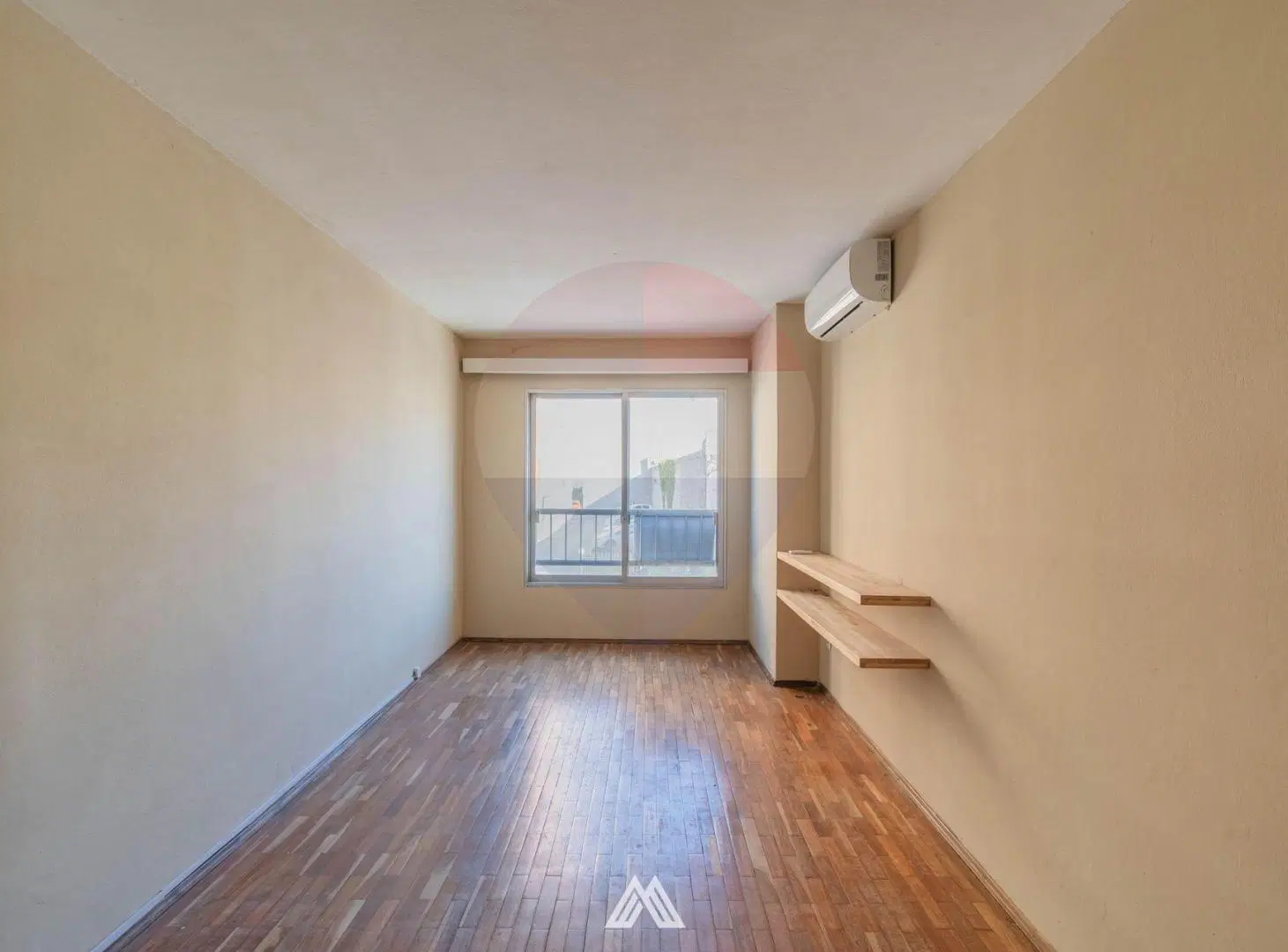 Venta, apartamento de 3 dormitorios en Barrio Sur 4