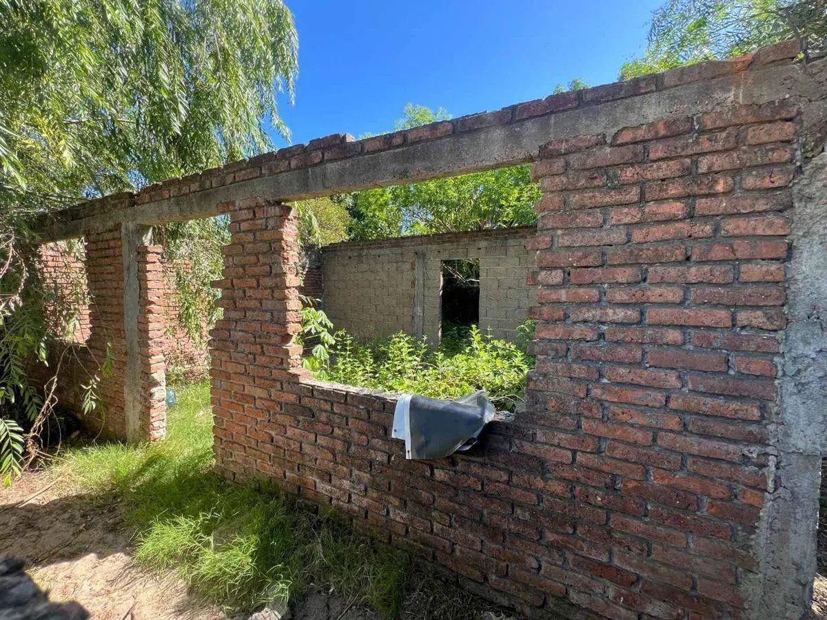VENTA DE CASA A RECICLAR EN EL PINAR 2