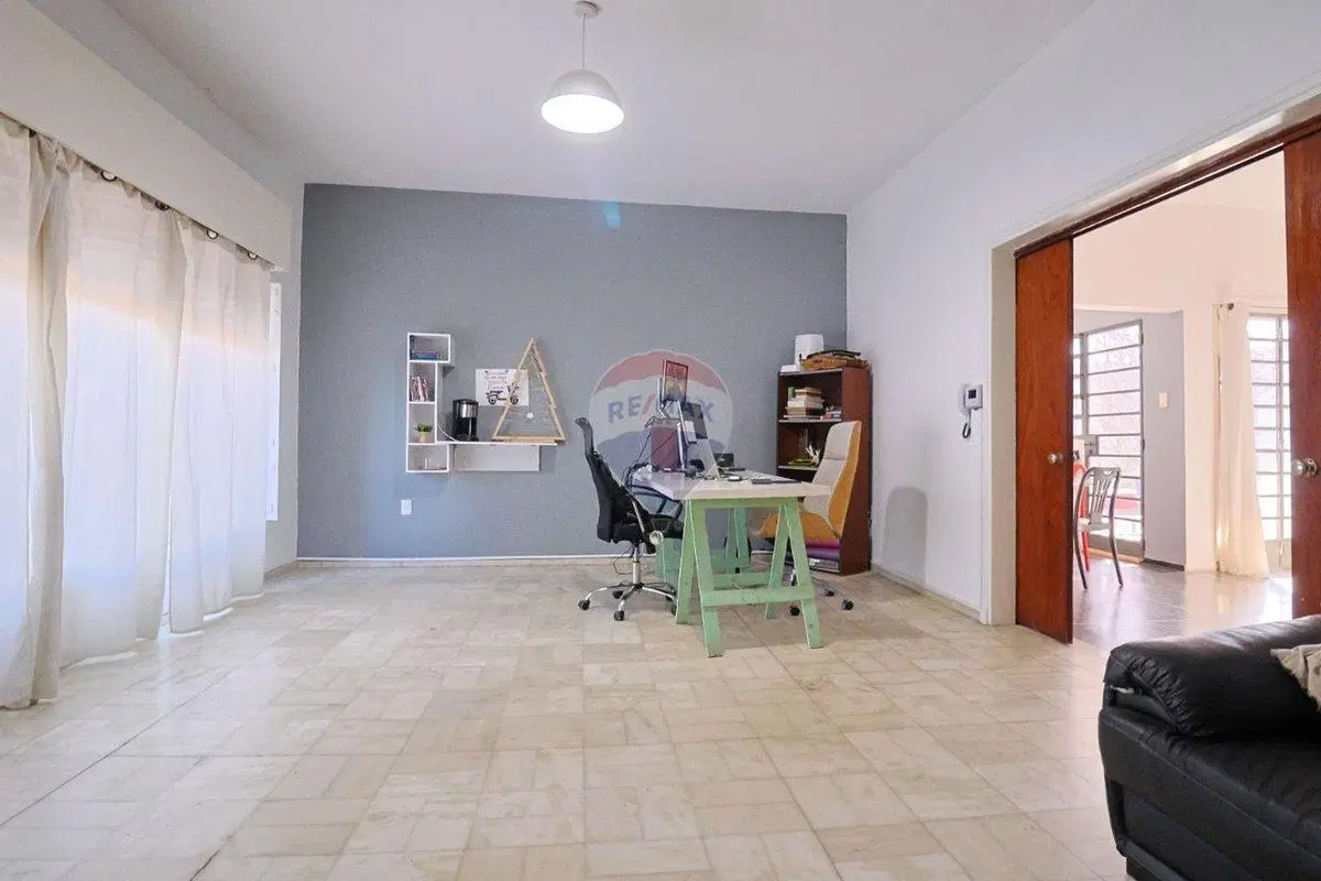 Venta Casa 3 dormitorios La Paz Local Comercial 2