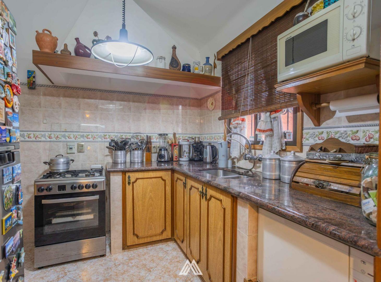 Foto de Venta Casa y 2 Apartamentos en gran terreno Malvin, imagen 4
