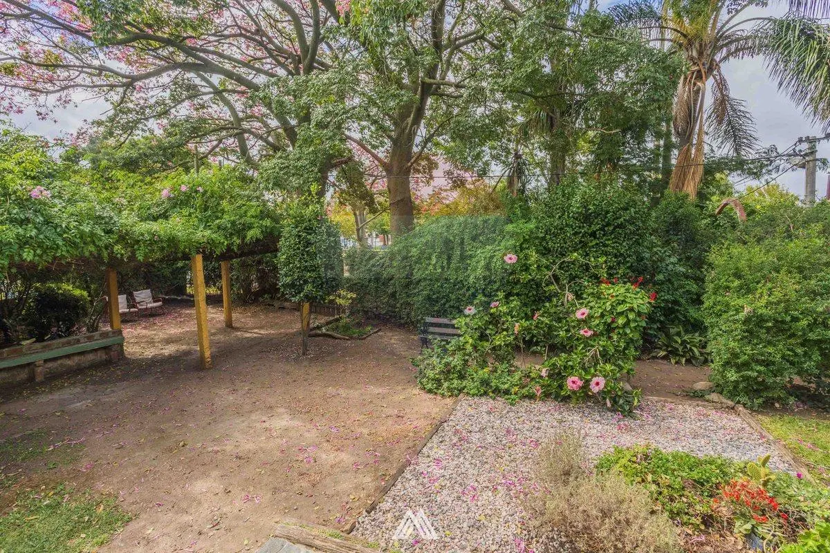 Venta CASA, 2 dorm., GRAN PARQUE, Nuevo París 5