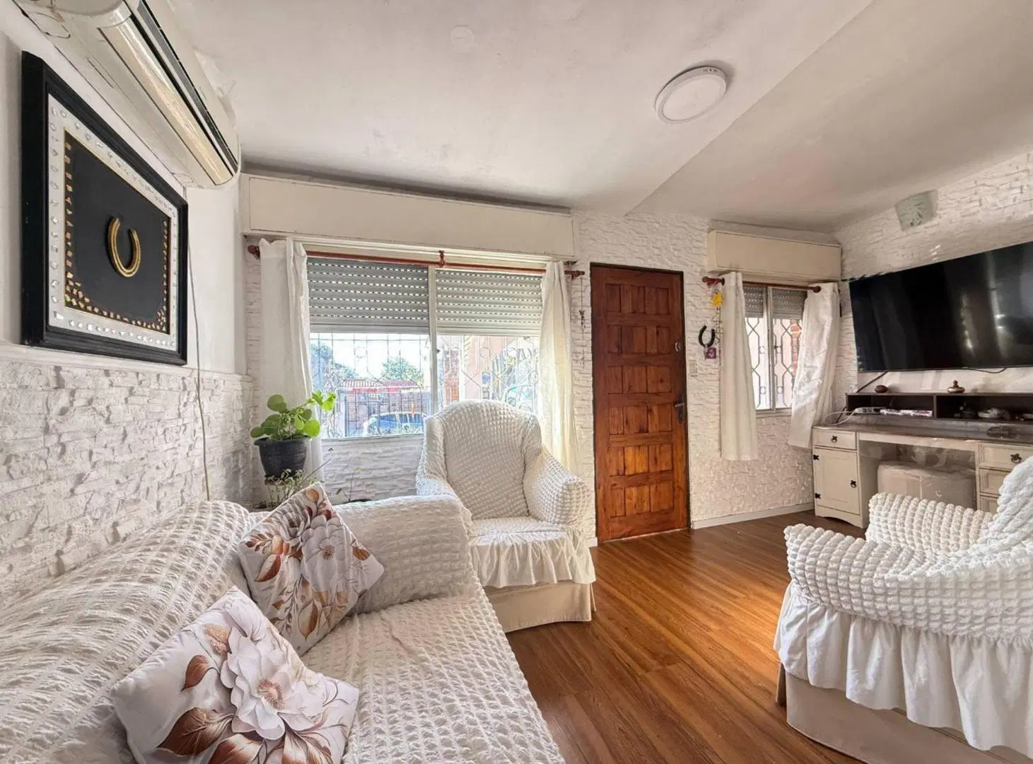 VENTA CASA 3 DORMITORIOS EN MALVIN NORTE 8