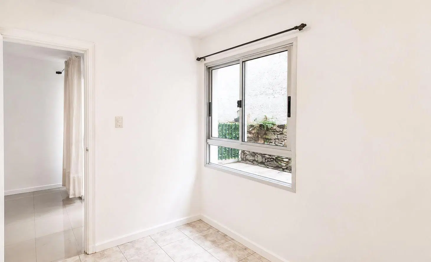 Venta apartamento Pocitos 2 dormitorios patio 2bañ 3