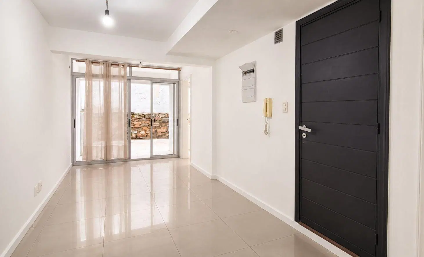 Venta apartamento Pocitos 2 dormitorios patio 2bañ 2