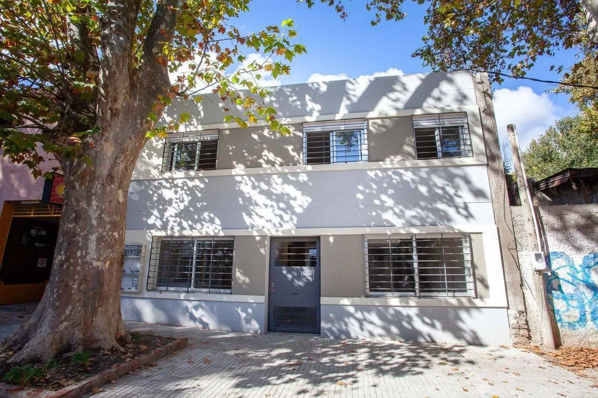 VENTA DUPLEX 2 DORM PATIO EXCLUSIVO TRES CRUCES 2