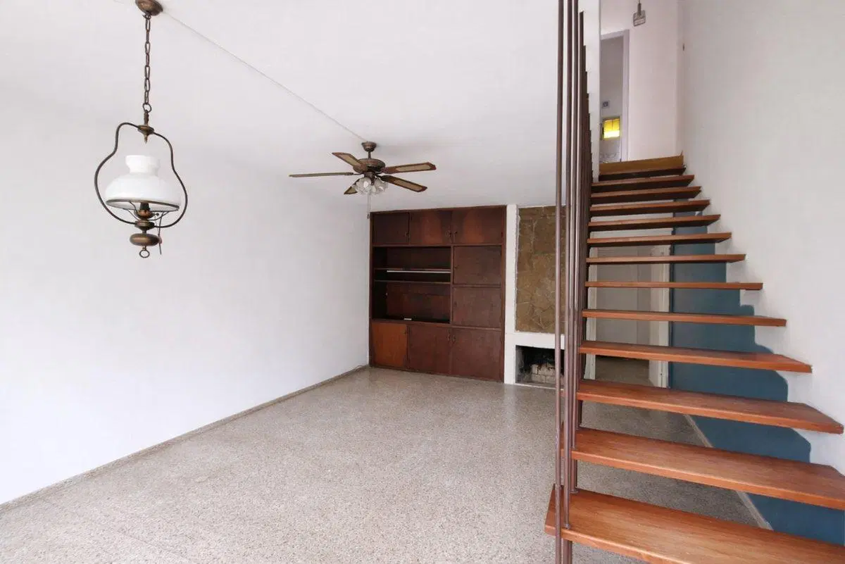 Venta casa carrasco 2 dorm. baños jardín parrilla 3