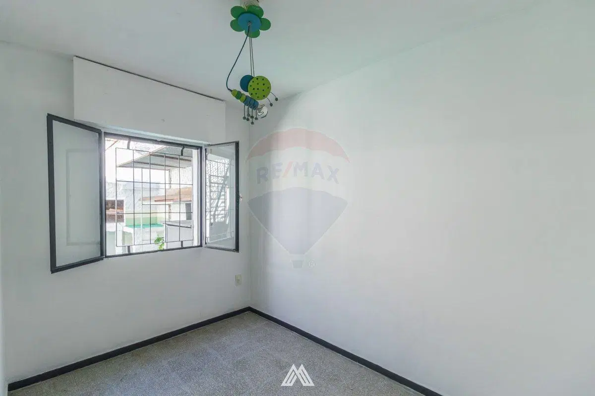 VENTA Casa en cooperativa 3 Dorm. + Baño Ituzaingó 3