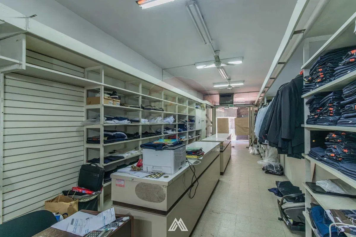 SE VENDE LOCAL COMERICAL EN CIUDAD VIEJA 3