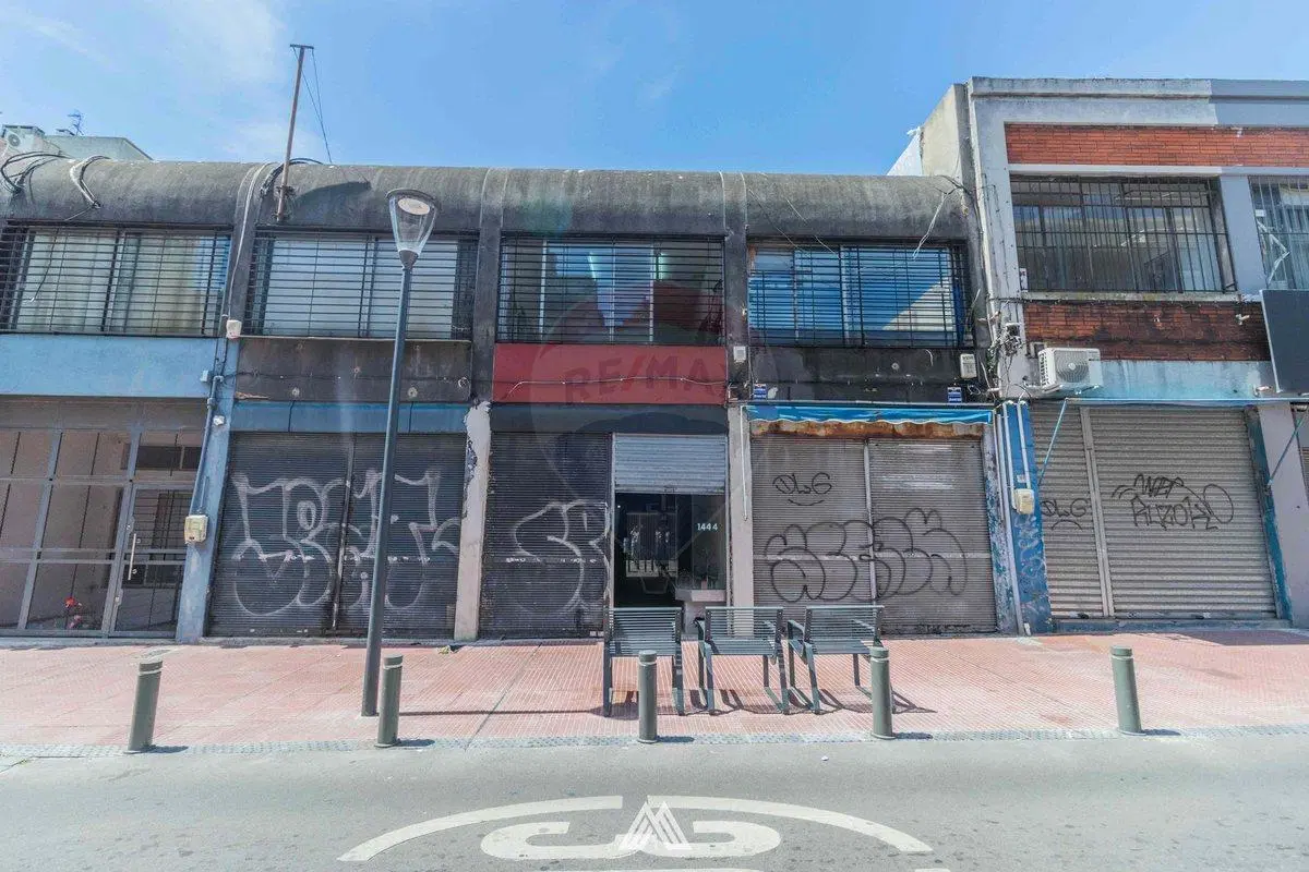 SE VENDE LOCAL COMERICAL EN CIUDAD VIEJA 5