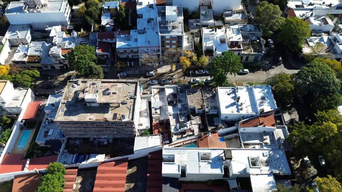 VENTA TERRENO POCITOS NUEVO SOBRE PLACIDO ELLAURI 2