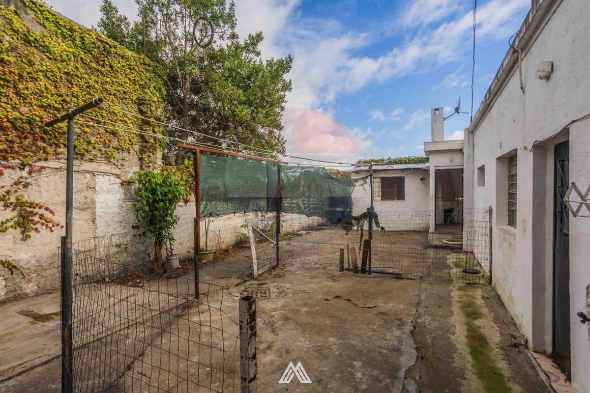 Foto de Venta Casa y Local con renta Villa Española, imagen 2