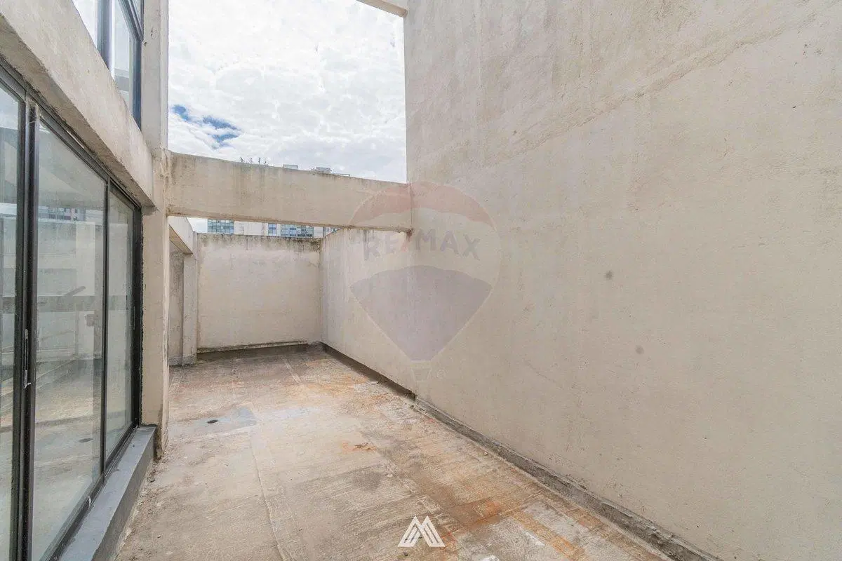 Venta apartamento oficina a estrenar Ciudad Vieja 2