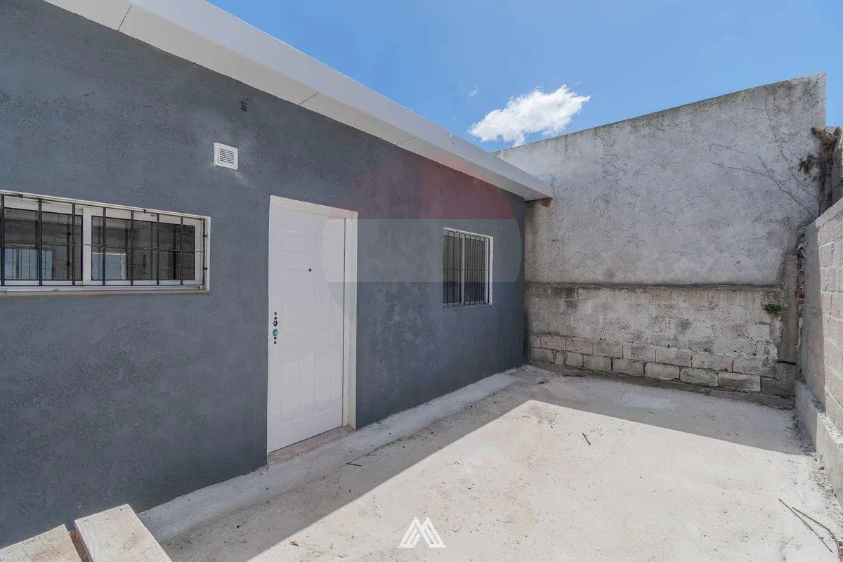Alquiler casa 2 dormitorios, patio, estrena, Pando 5