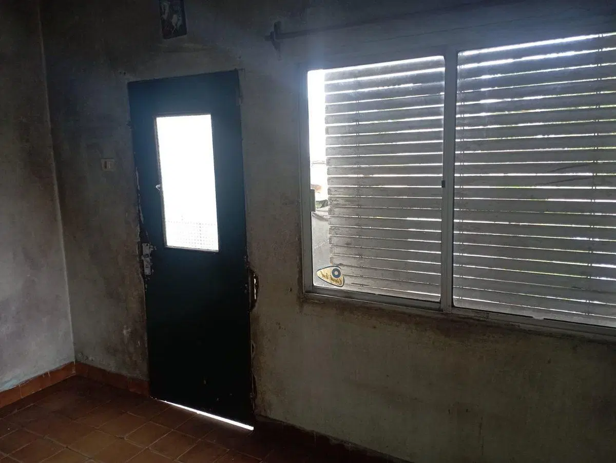 Venta de terreno con construcción  en Pando 4