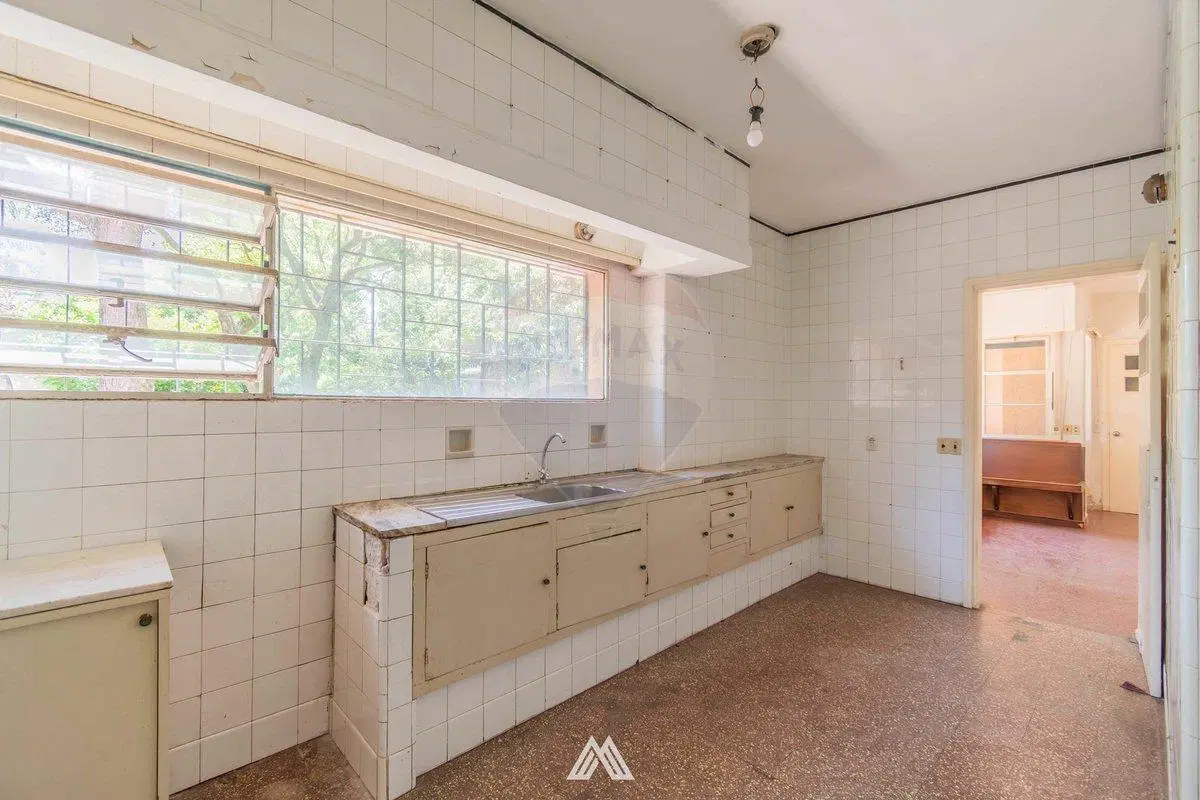 Venta casa 5 dormitorios gge fondo parillero Prado 8