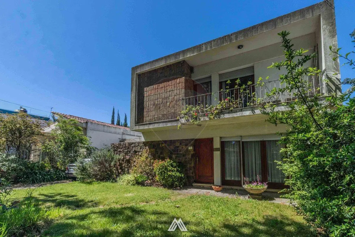 VENTA casa 3dormitorios garaje piscina Punta Gorda 5