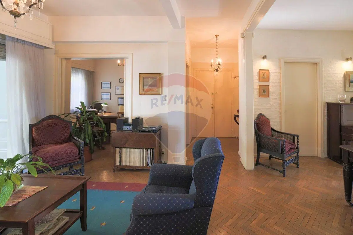 VENTA APARTAMENTO CENTRO 3 DORM 3 BAÑOS SERVICIO 3