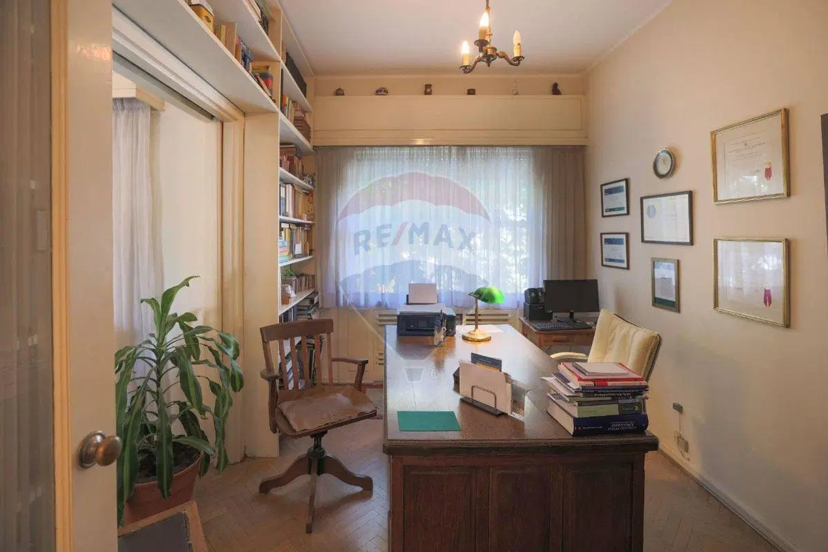 VENTA APARTAMENTO CENTRO 3 DORM 3 BAÑOS SERVICIO 2