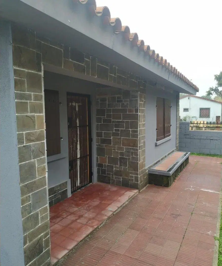 Venta dos casas con gran terreno en Las Piedras 3
