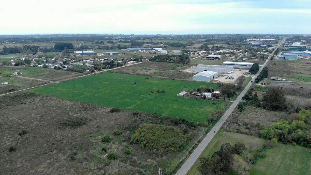 Venta terreno suburbano de 60.032m² casi Ruta 101 5