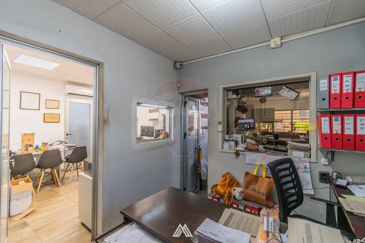 Venta de Local o Terreno en Malvín Sur. 4