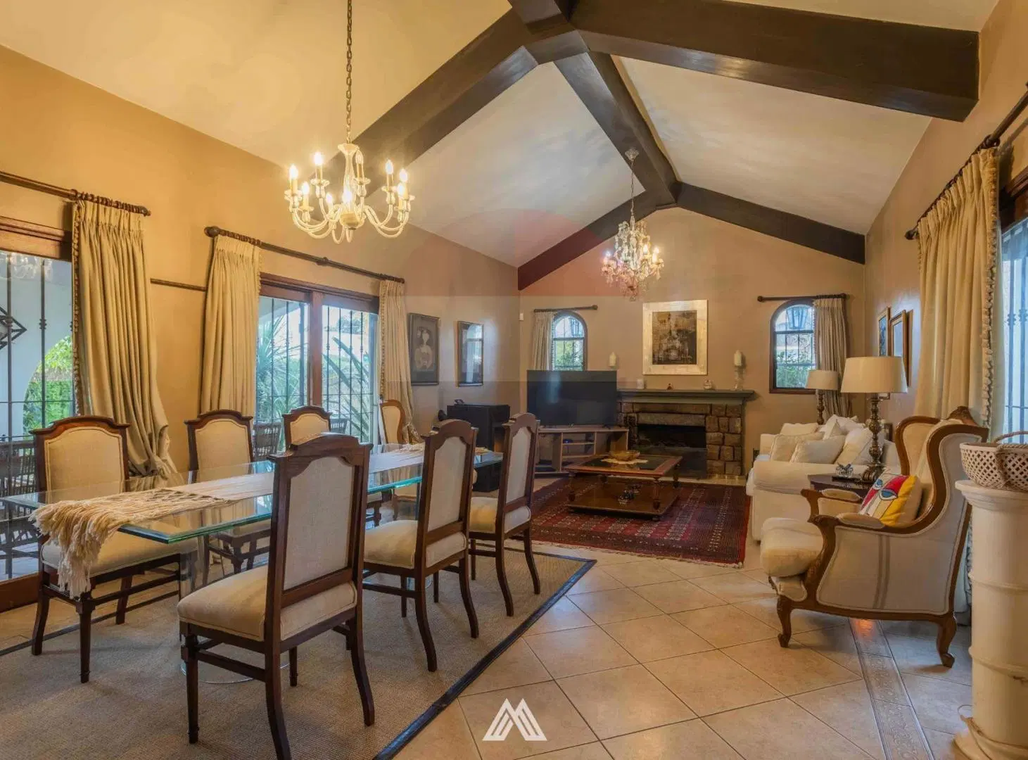 Venta hermosa Casa Carrasco 3 dormitorios, 3 baños 5
