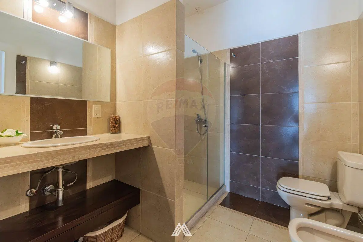 VENTA APTO 3 DORMITORIOS 2 BAÑOS CORDÓN GARAGE 4