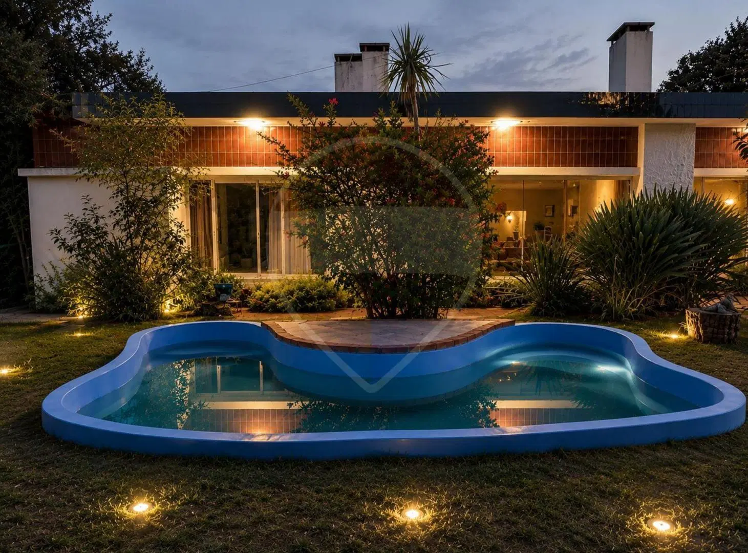 Venta Casas en doble Terreno Esquina Las Toscas 2