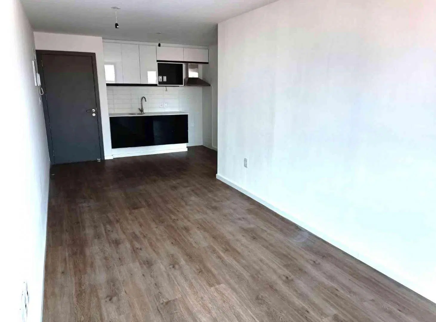 VENTA APARTAMENTO A ESTRENAR 1 DORM CON RENTA 5