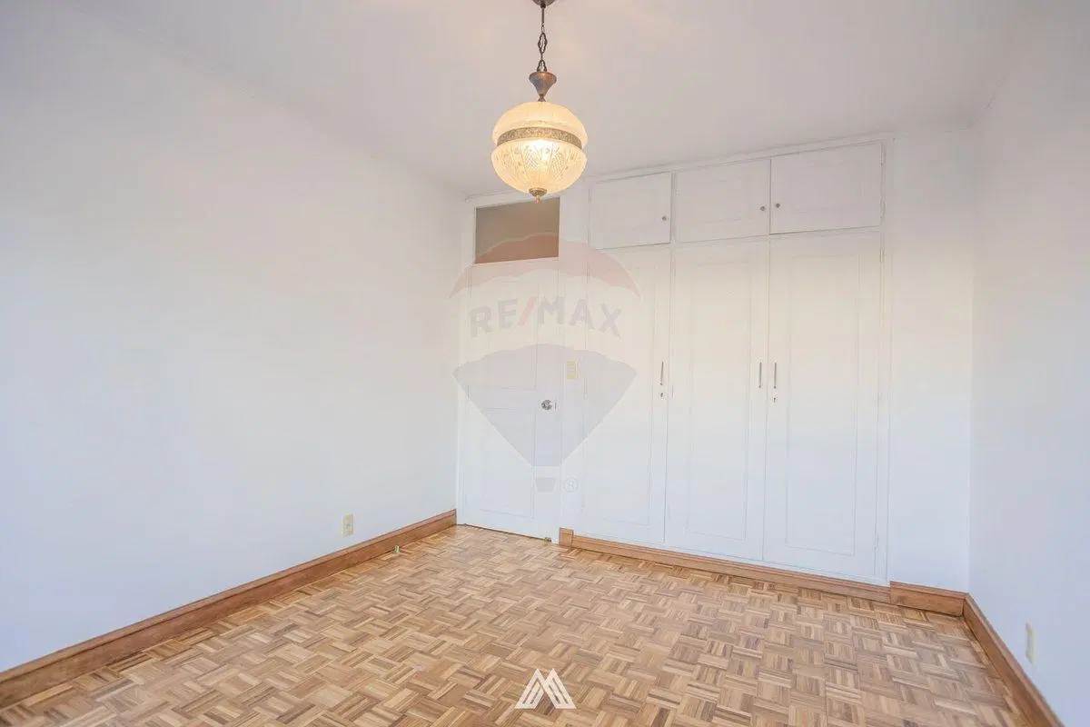 VENTA APARTAMENTO 3 DORMITORIOS CON RENTA POCITOS 5