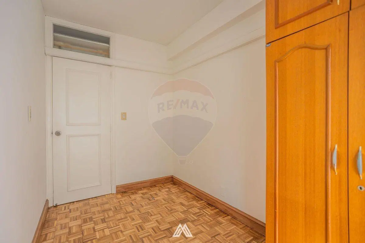 VENTA APARTAMENTO 3 DORMITORIOS CON RENTA POCITOS 3