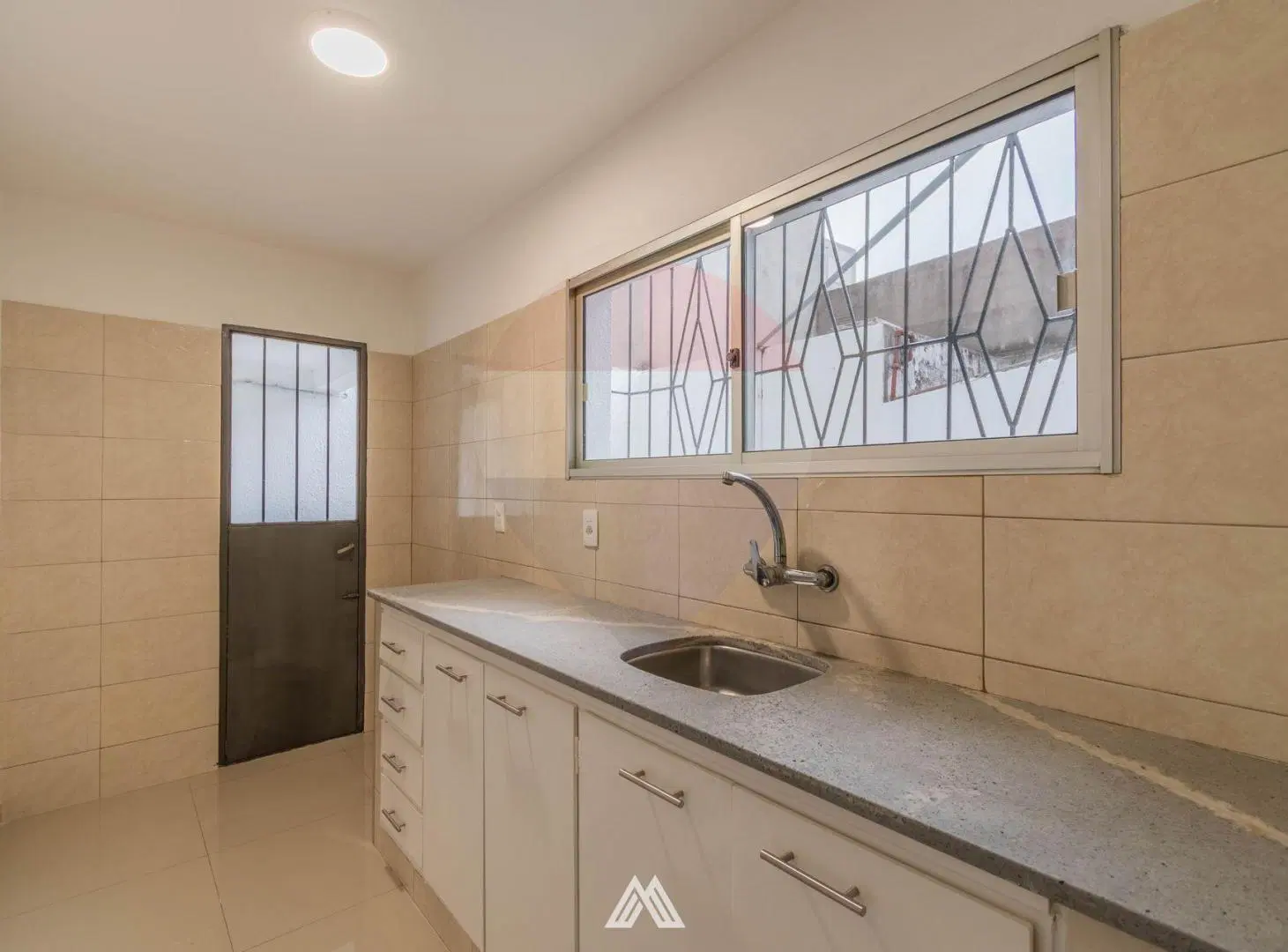 VENTA APARTAMENTO 2 DORMITORIOS, PATIO, CORDON 4