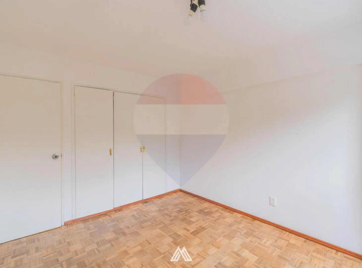 VENTA APARTAMENTO 2 DORMITORIOS, PATIO, CORDON 5