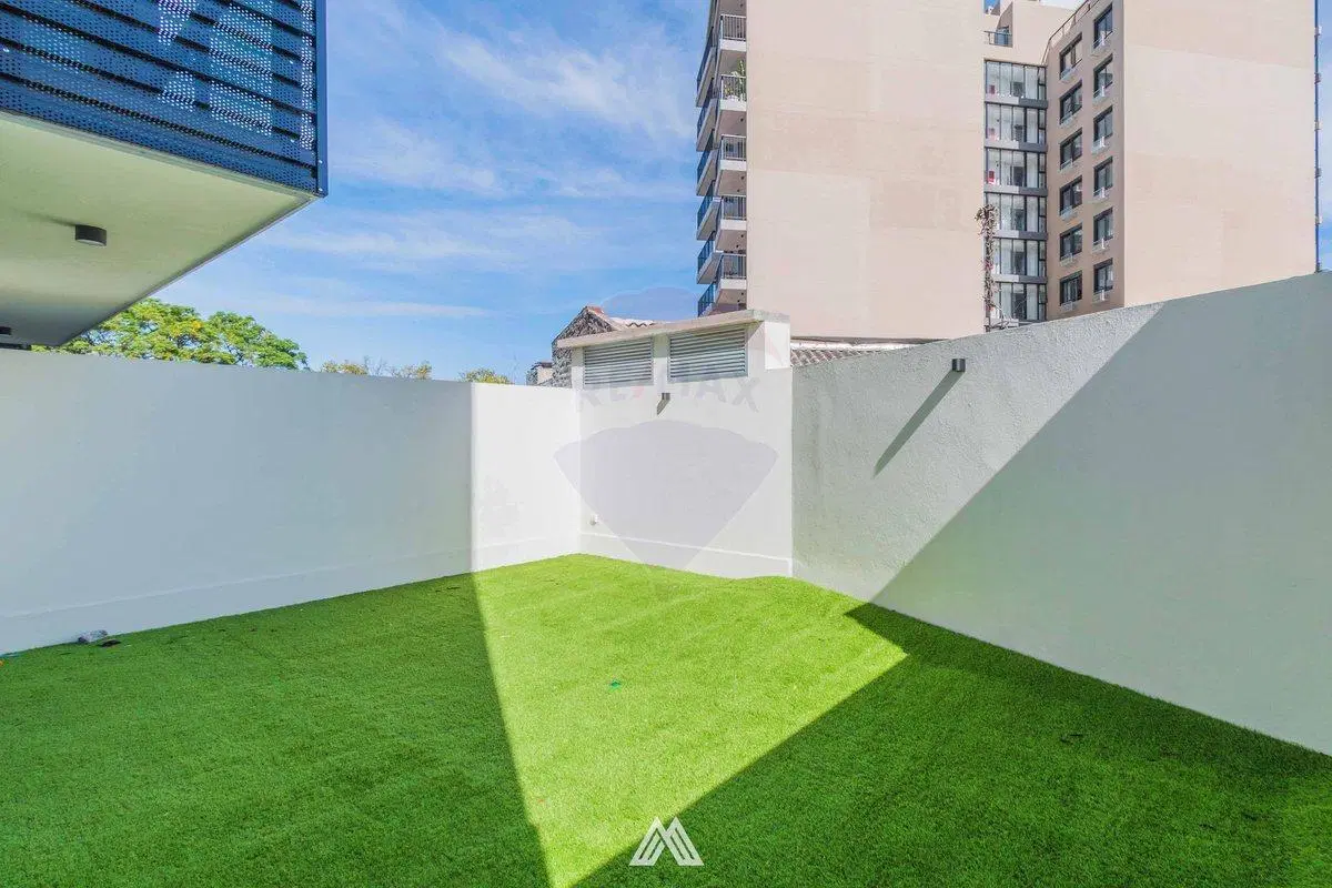 VENTA LA BLANQUEADA APTO 1 DORM PATIO ESTRENA YA 5