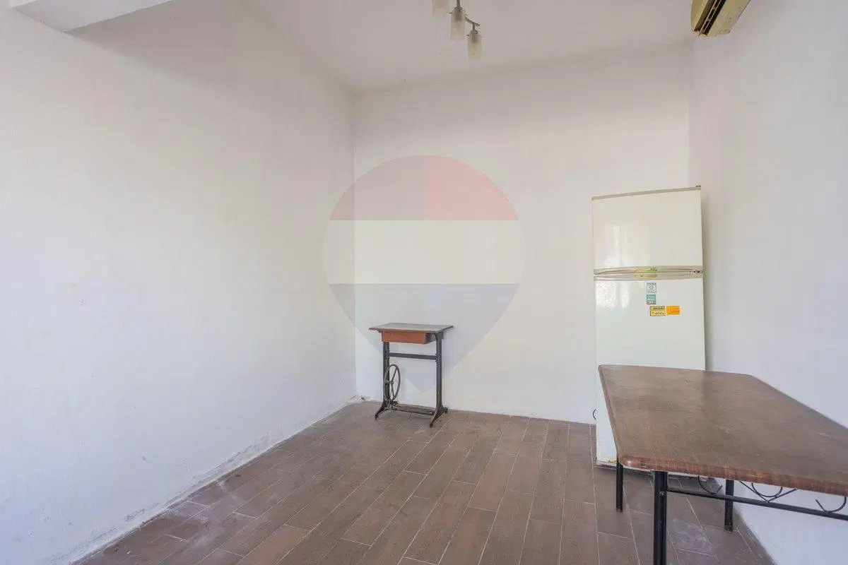 Venta casa 1 o 2 dormitorios en Jacinto Vera 1