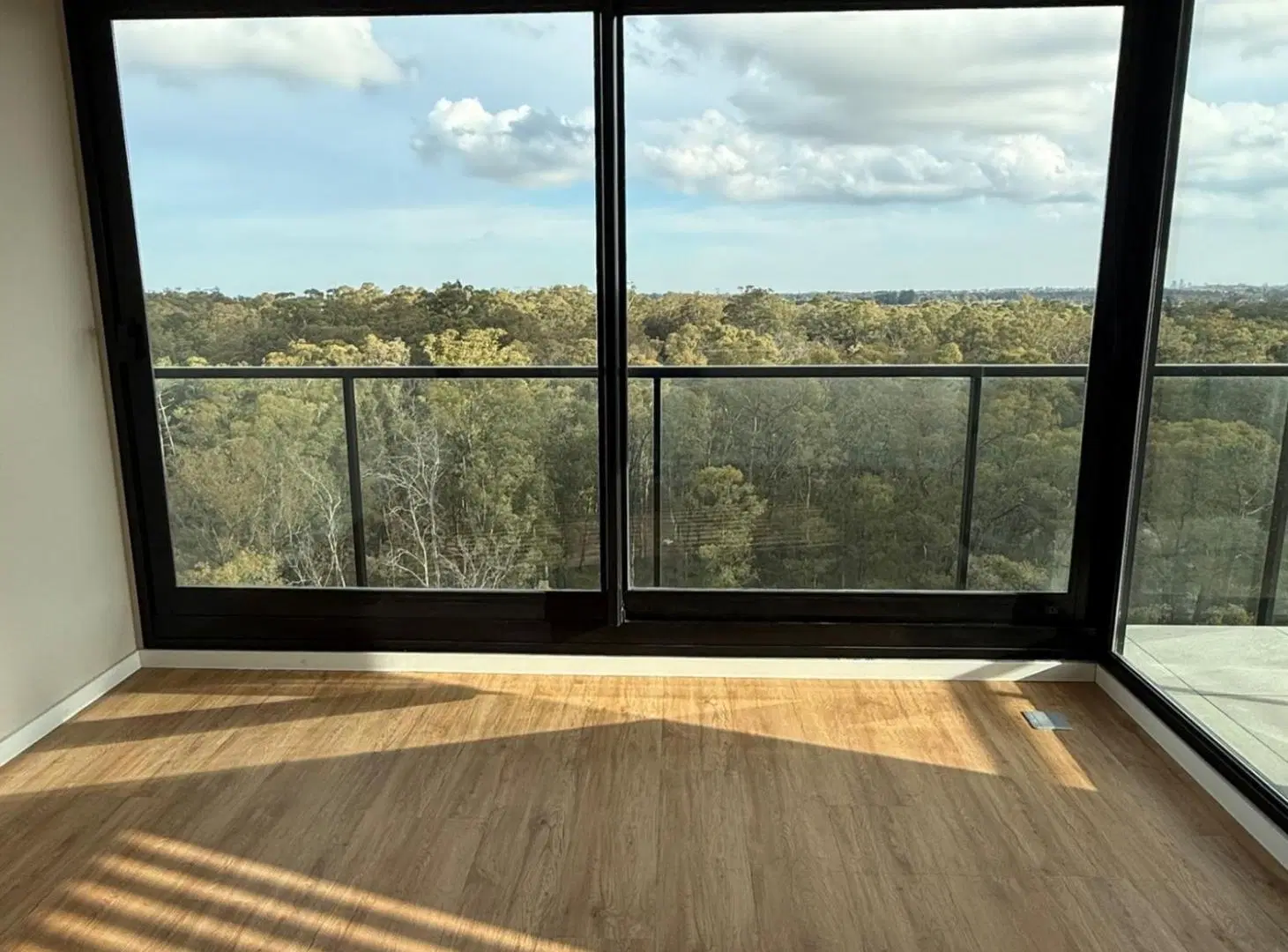 VENTA APARTAMENTO 2 DORM BALCÓN CALA DEL YACHT 4